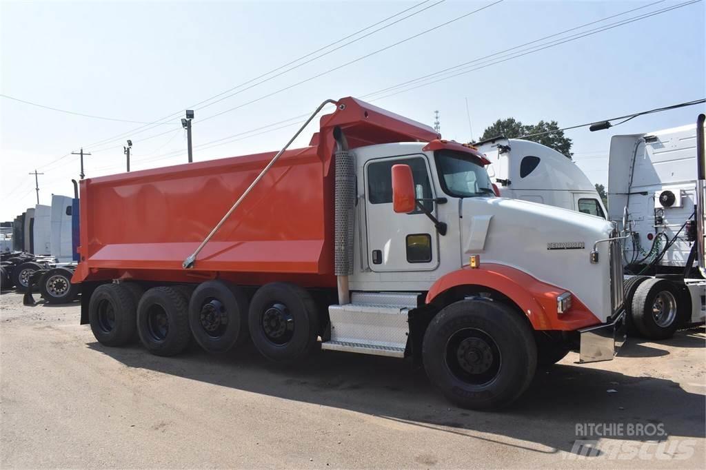 Kenworth T800 Savivarčių priekabų vilkikai