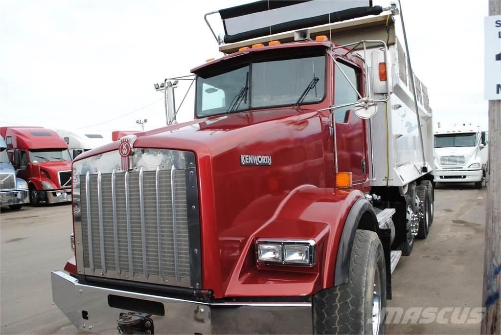 Kenworth T800 Savivarčių priekabų vilkikai