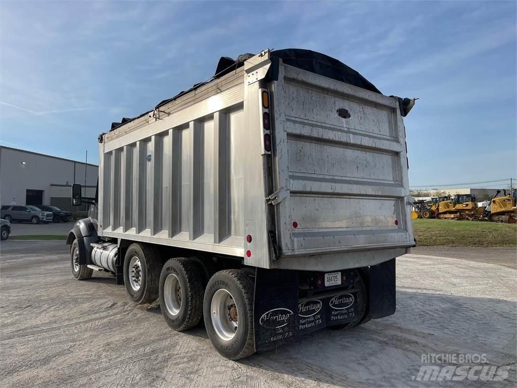 Kenworth T880 Statyba - Kita