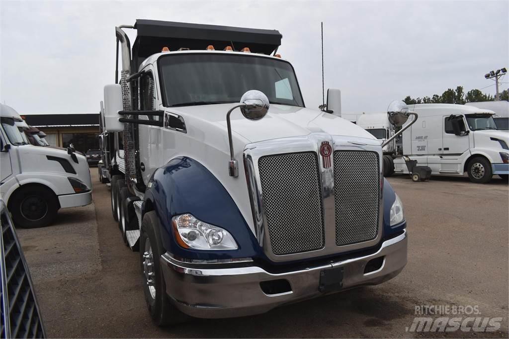 Kenworth T880 Savivarčių priekabų vilkikai