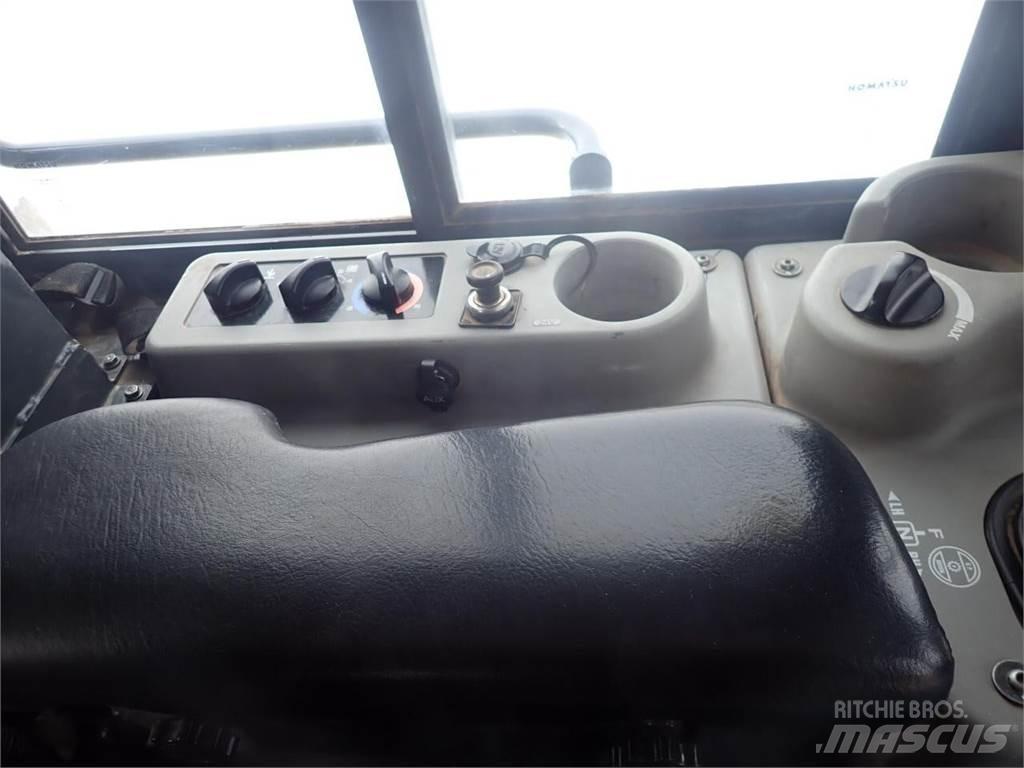 Komatsu D61PXi-24 Vikšriniai buldozeriai
