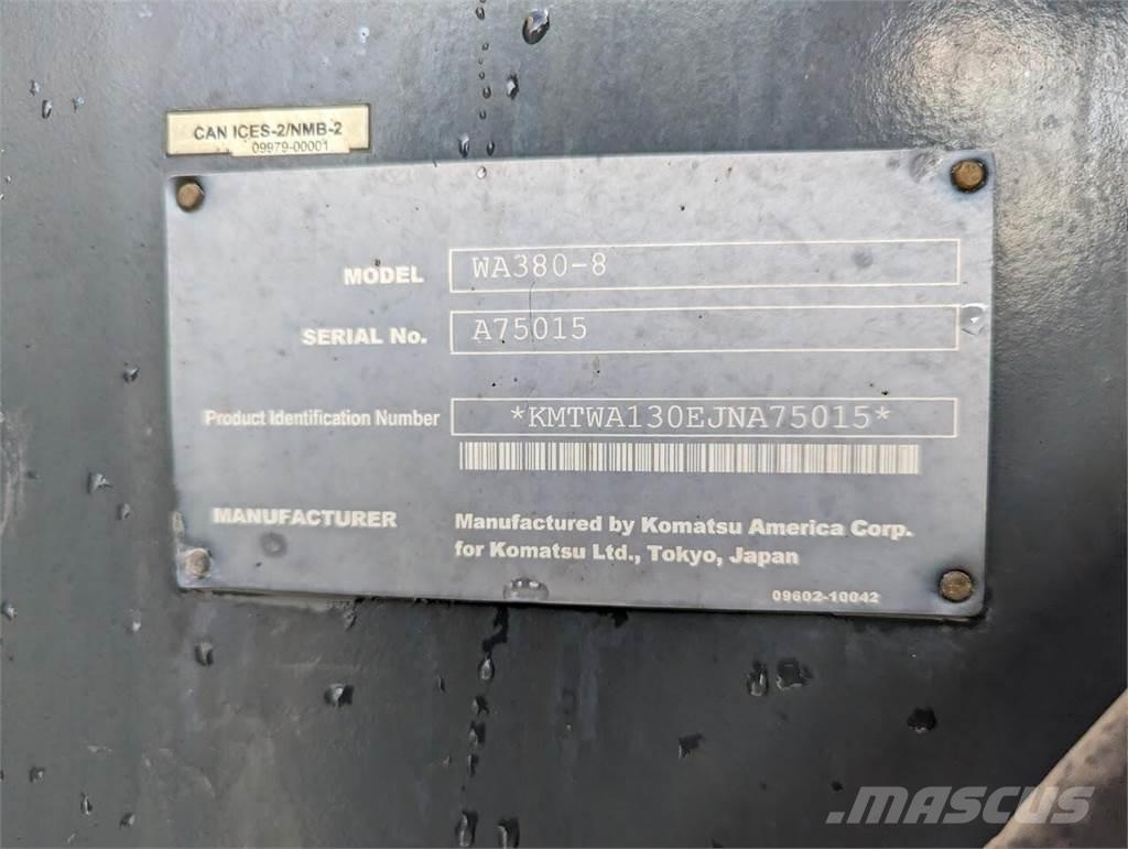 Komatsu WA380-8 Naudoti ratiniai krautuvai