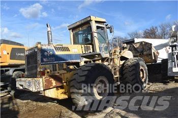 Komatsu WA420 Naudoti ratiniai krautuvai