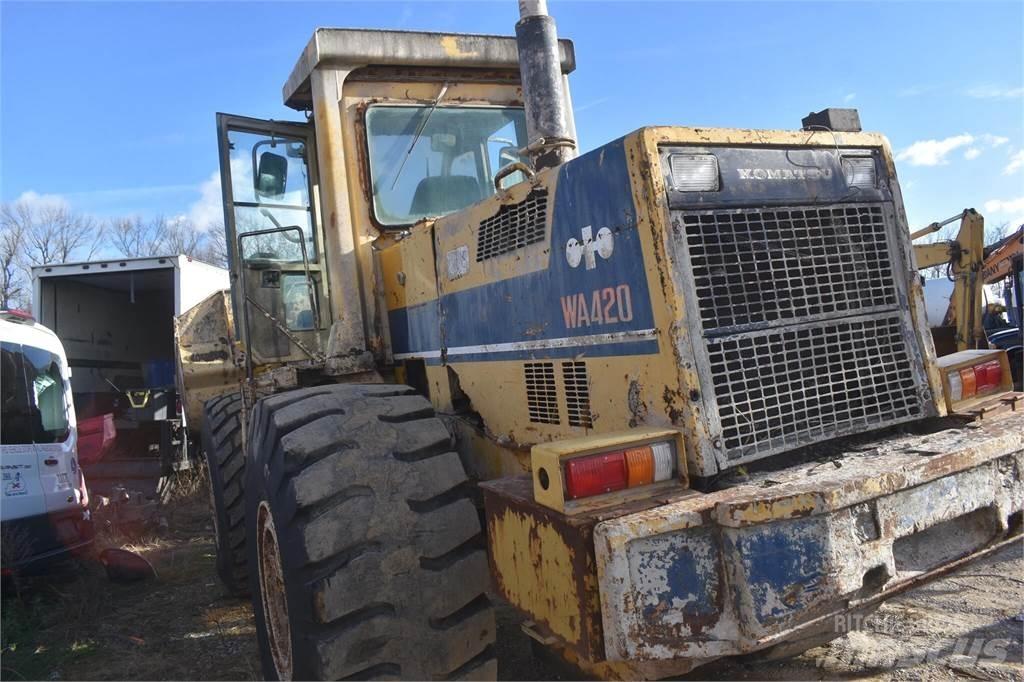 Komatsu WA420 Naudoti ratiniai krautuvai