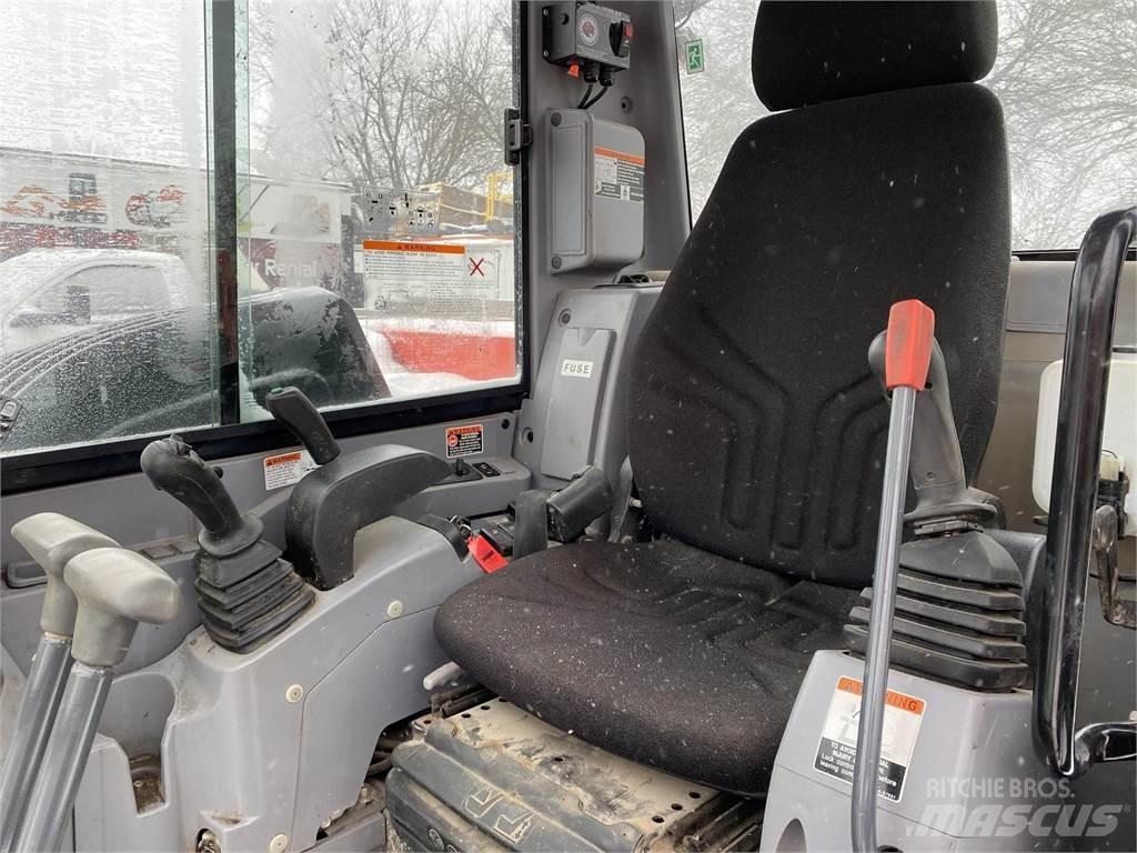 Kubota KX080 Vikšriniai ekskavatoriai
