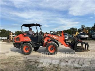 Kubota R530 Naudoti ratiniai krautuvai