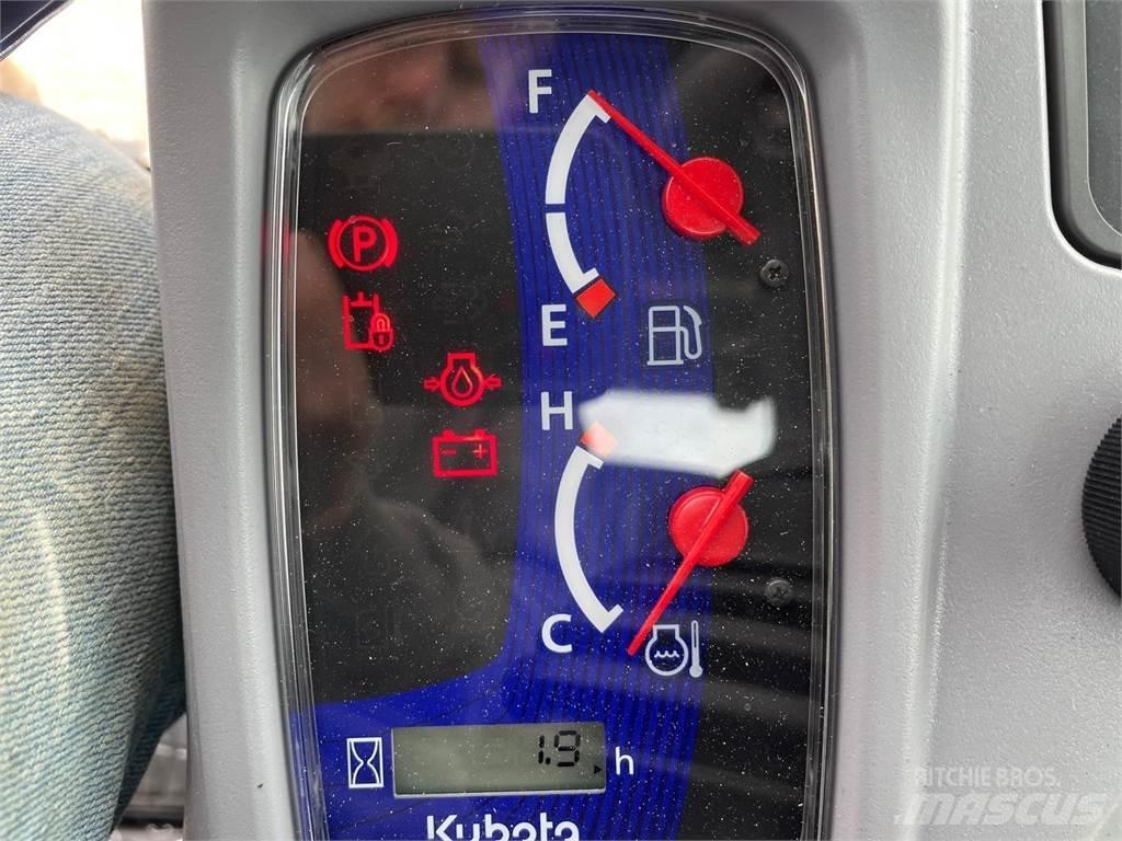 Kubota SVL97-2 Krautuvai su šoniniu pasukimu