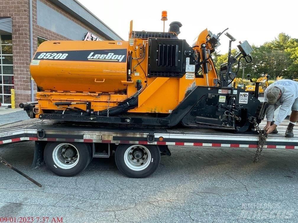 LeeBoy 8520B Asfalto klotuvai