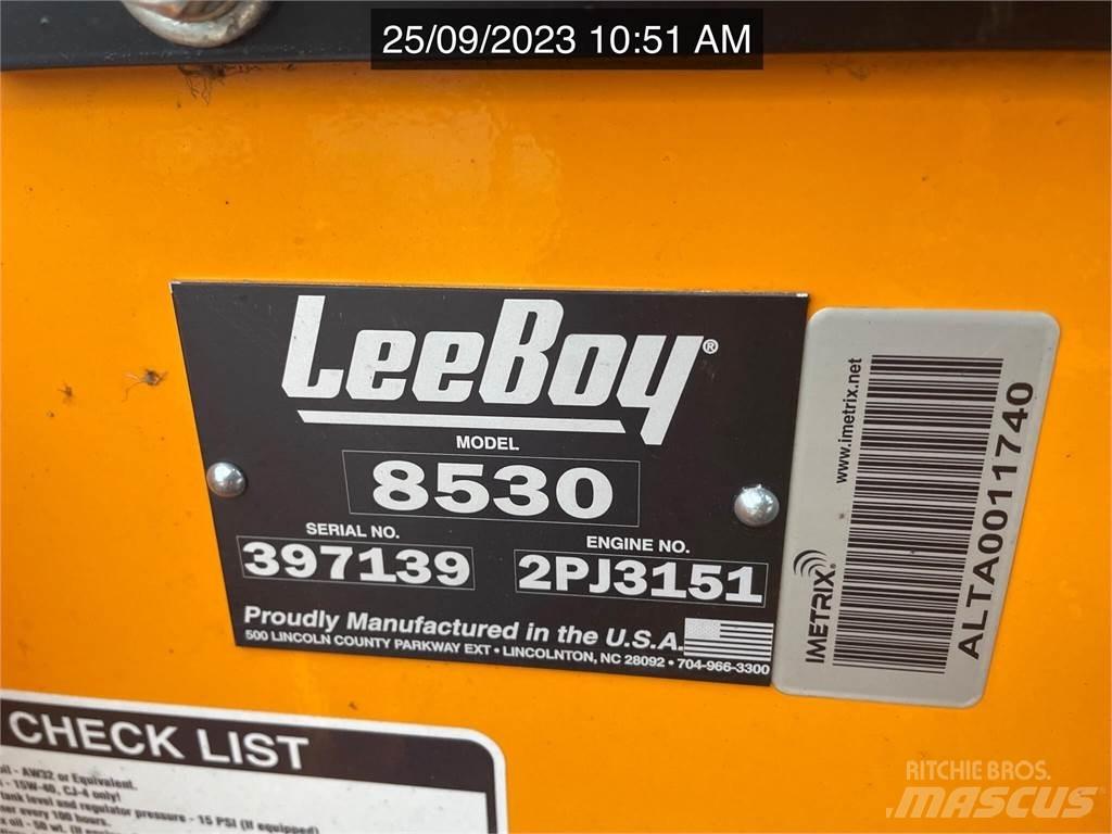 LeeBoy 8530 Asfalto klotuvai