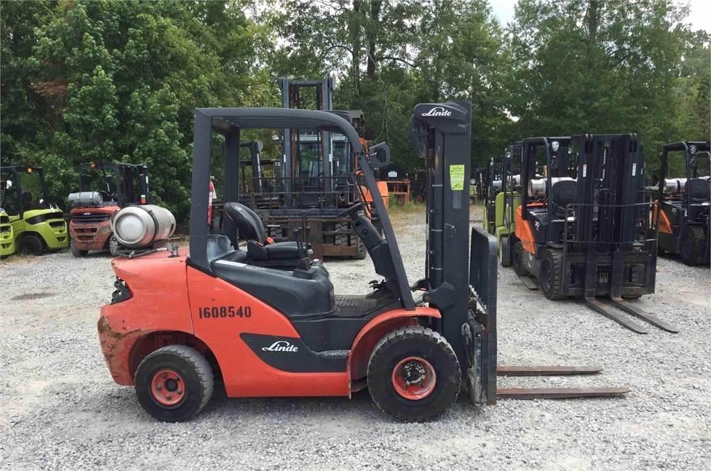 Linde HT30T Šakiniai krautuvai - Kita