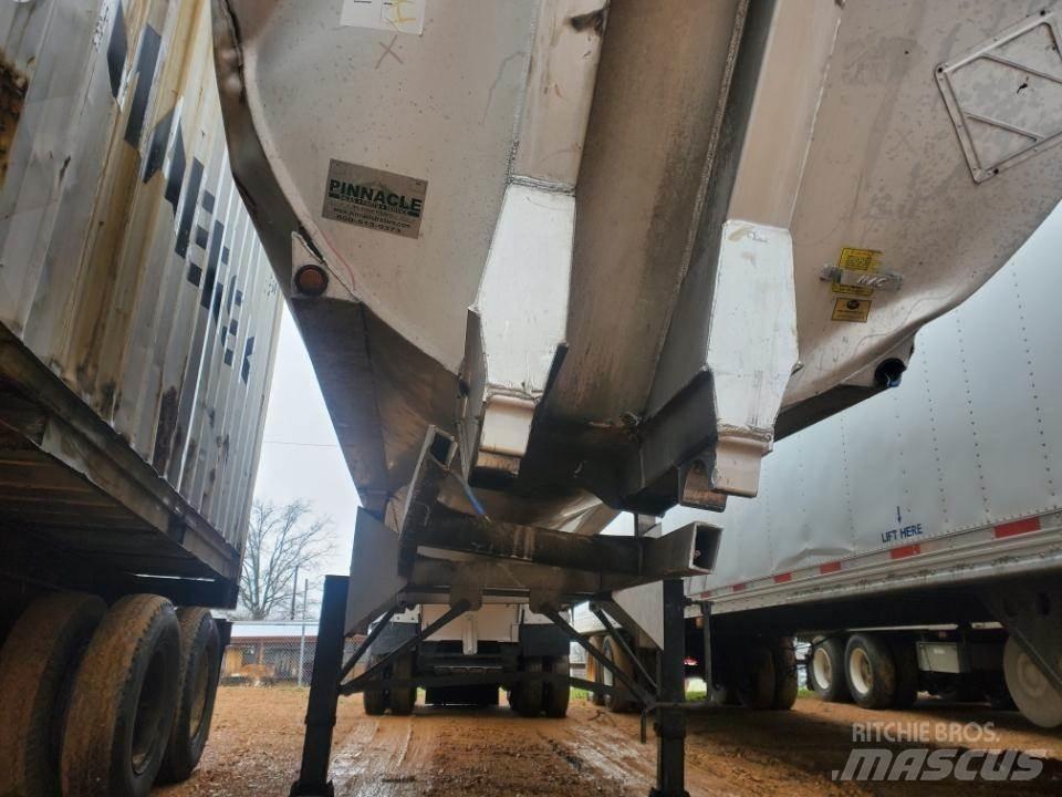 MAC TRAILER MFG Savivartės priekabos