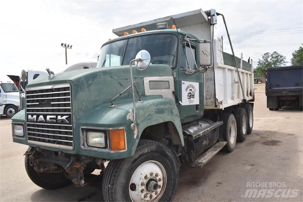 Mack CH613 Savivarčių priekabų vilkikai