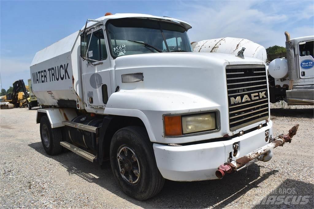 Mack CH613 Automobilinės cisternos