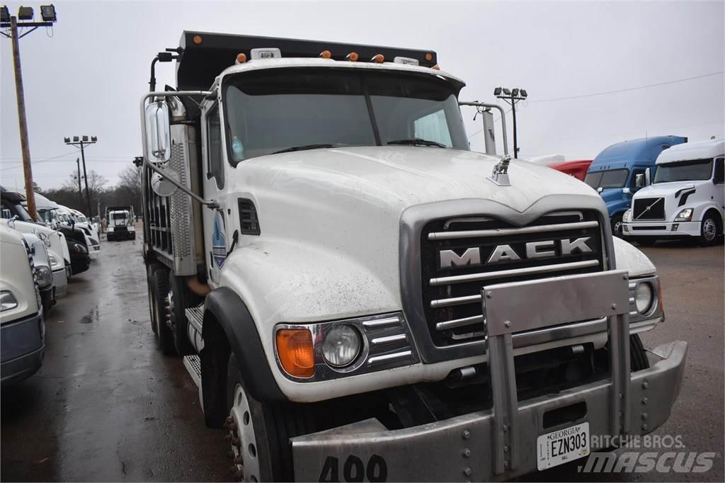 Mack GRANITE CV713 Savivarčių priekabų vilkikai