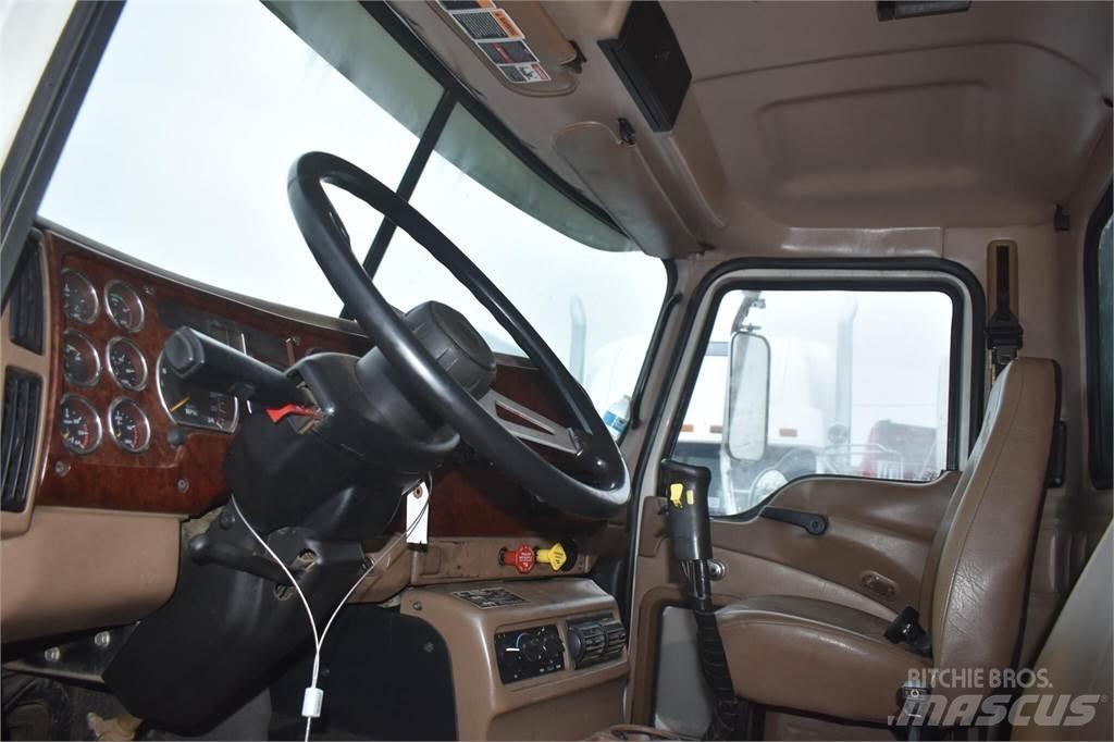 Mack GRANITE CV713 Savivarčių priekabų vilkikai