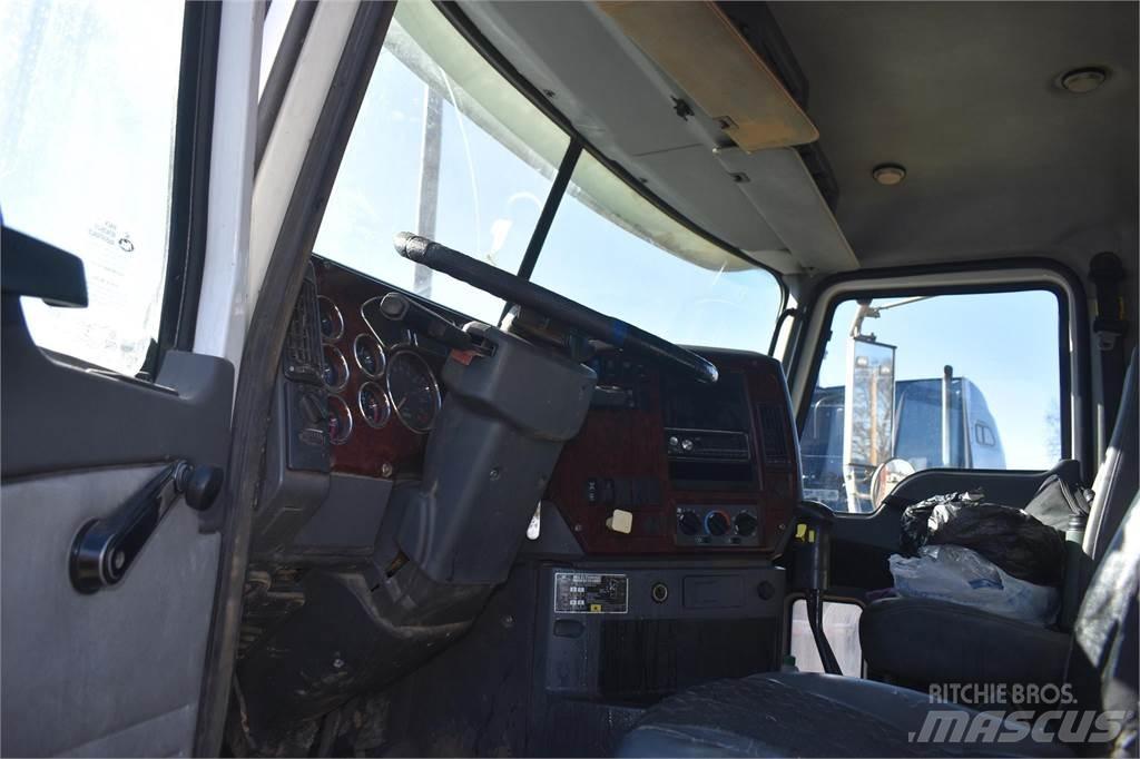 Mack GRANITE GU713 Savivarčių priekabų vilkikai