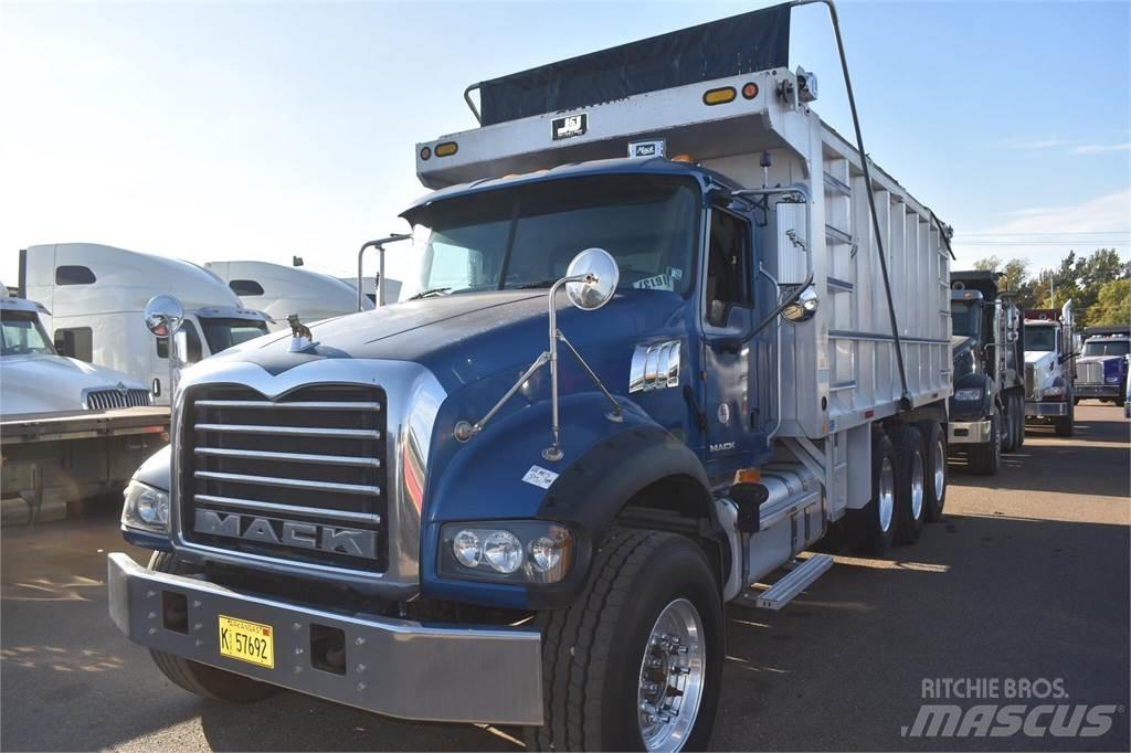 Mack GRANITE GU713 Savivarčių priekabų vilkikai
