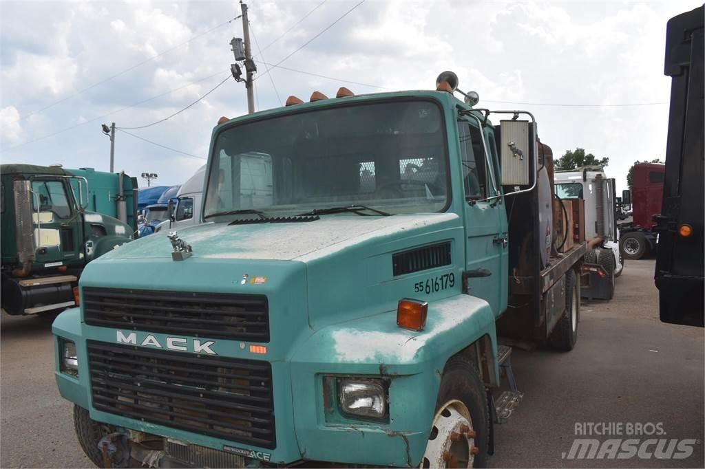 Mack MIDLINER CS200 Automobilinės cisternos
