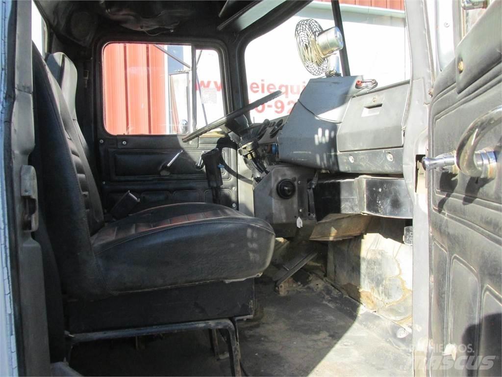 Mack R685S Automobilinės cisternos