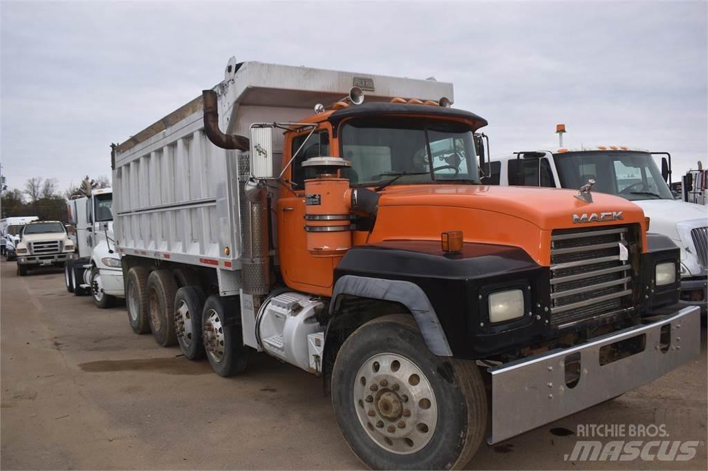 Mack RD688S Savivarčių priekabų vilkikai