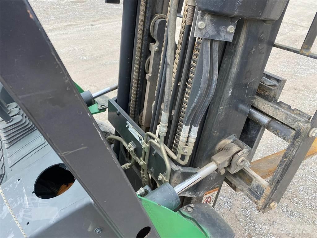 Mitsubishi FG25N Šakiniai krautuvai - Kita