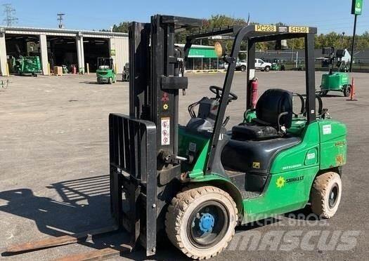 Mitsubishi FG30N Šakiniai krautuvai - Kita