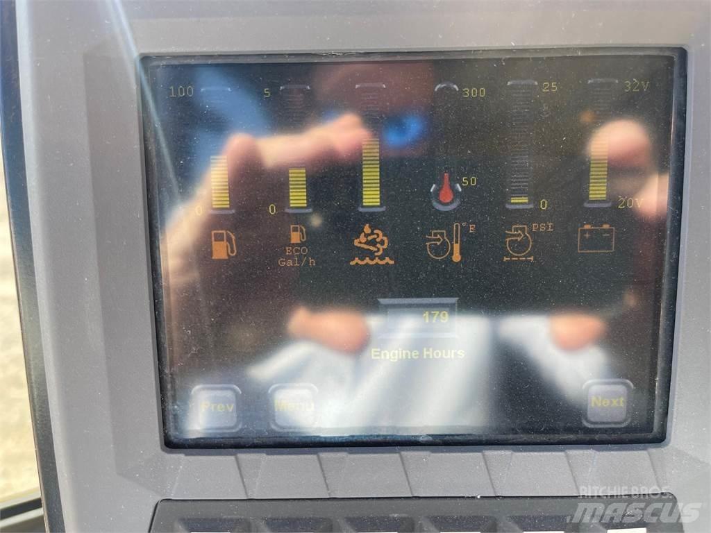 Morooka MST3000 Vikšrinė savivartė technika
