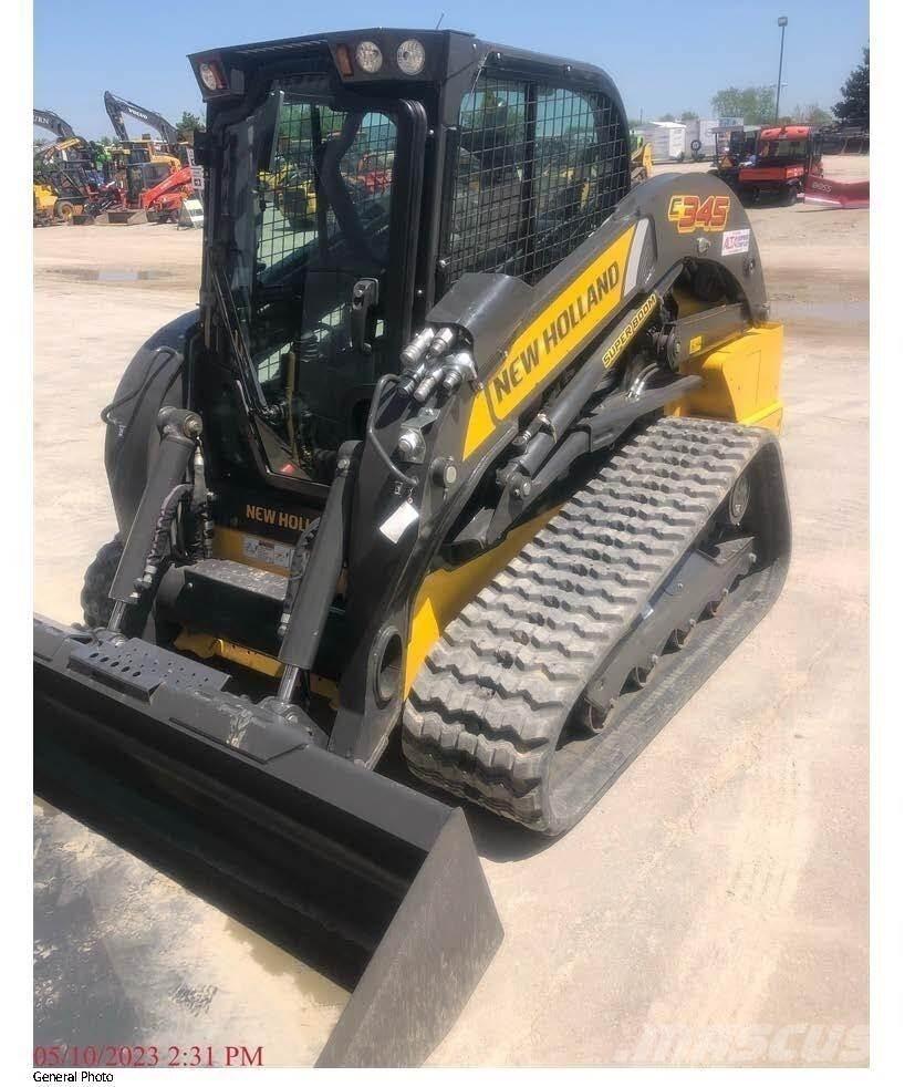 New Holland C345 Krautuvai su šoniniu pasukimu