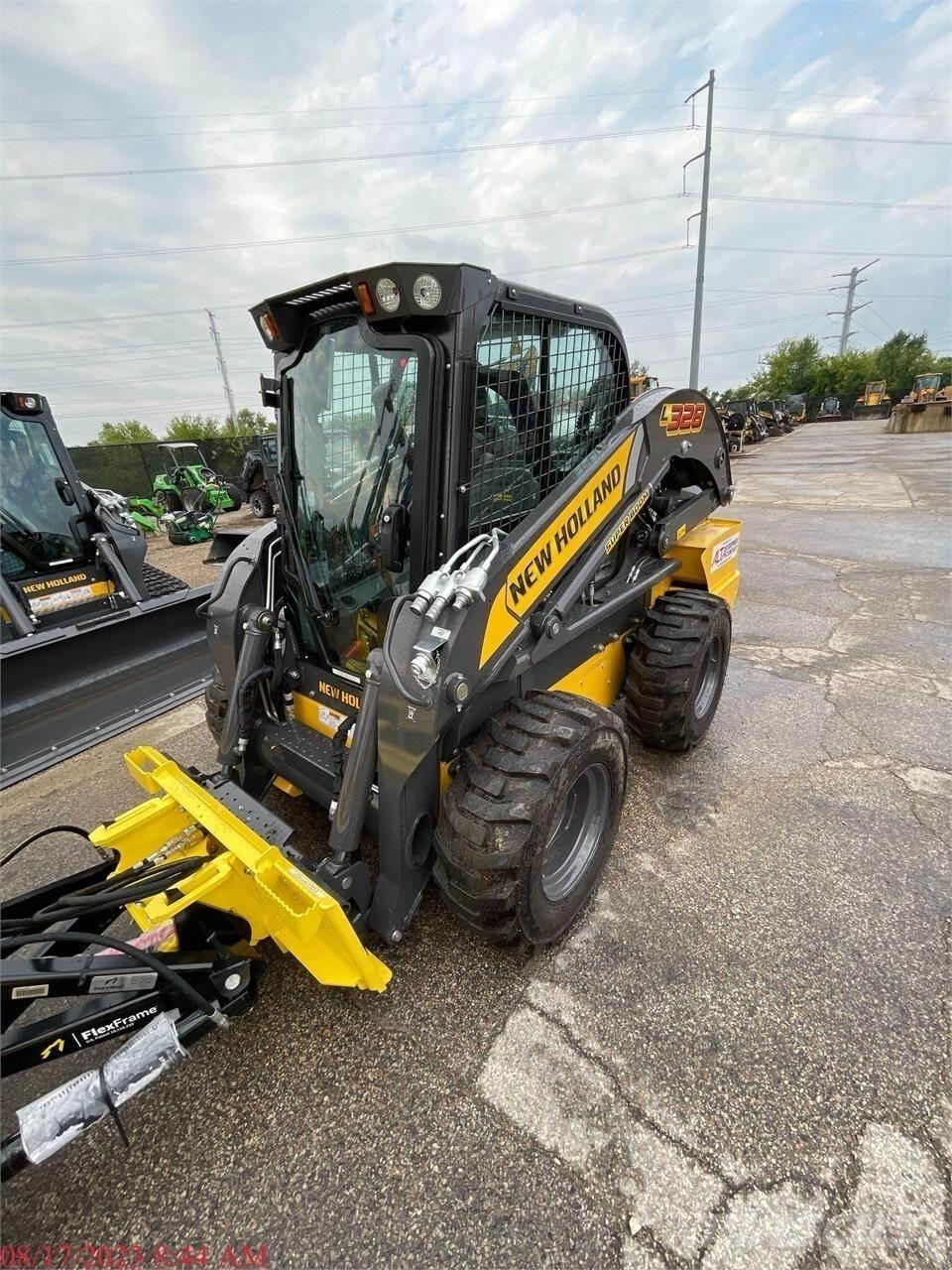 New Holland L328 Krautuvai su šoniniu pasukimu