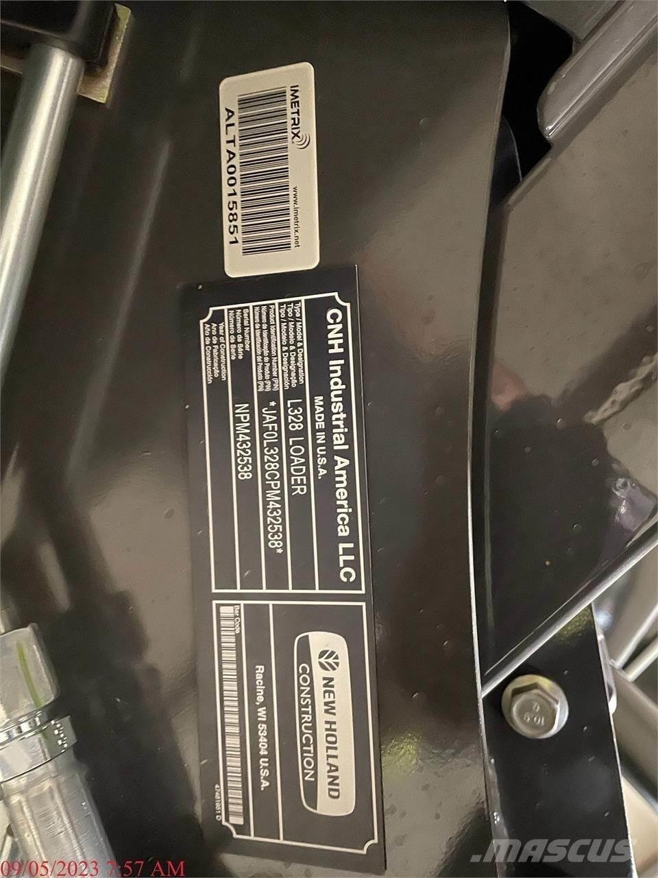 New Holland L328 Krautuvai su šoniniu pasukimu