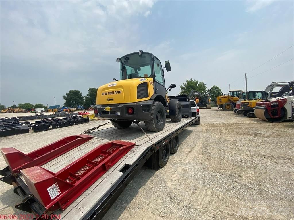 New Holland W50C Naudoti ratiniai krautuvai