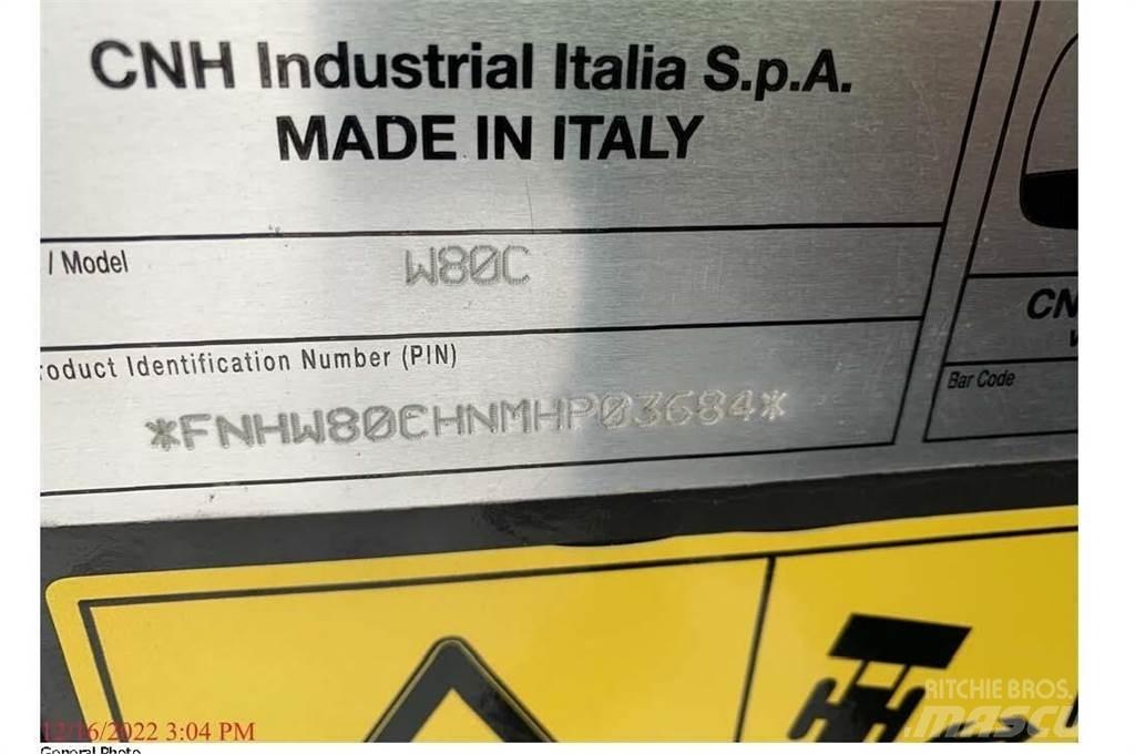 New Holland W80C Naudoti ratiniai krautuvai