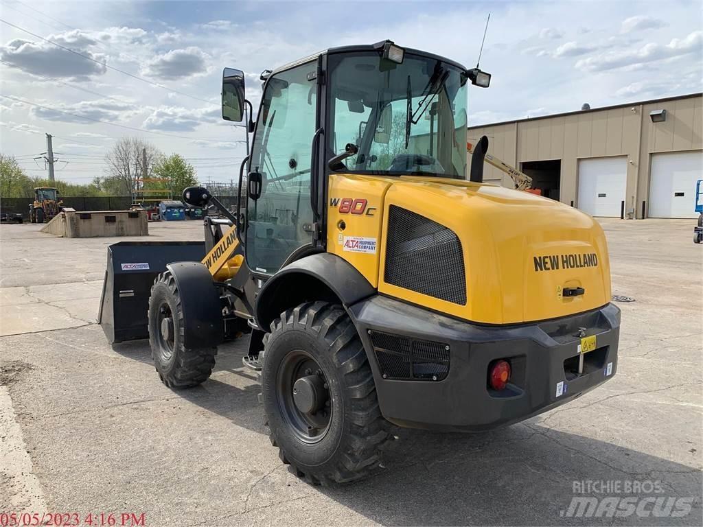 New Holland W80C Naudoti ratiniai krautuvai
