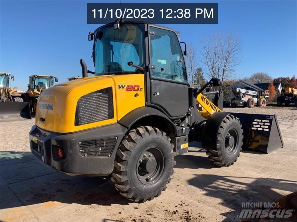 New Holland W80C Naudoti ratiniai krautuvai