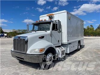 Peterbilt 335 Statyba - Kita