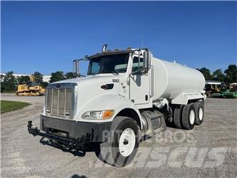 Peterbilt 348 Vandens sunkvežimiai