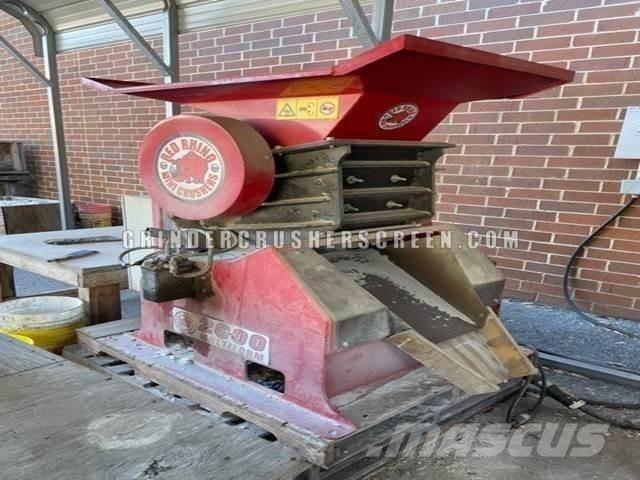Red Rhino 2000 Trupintuvai