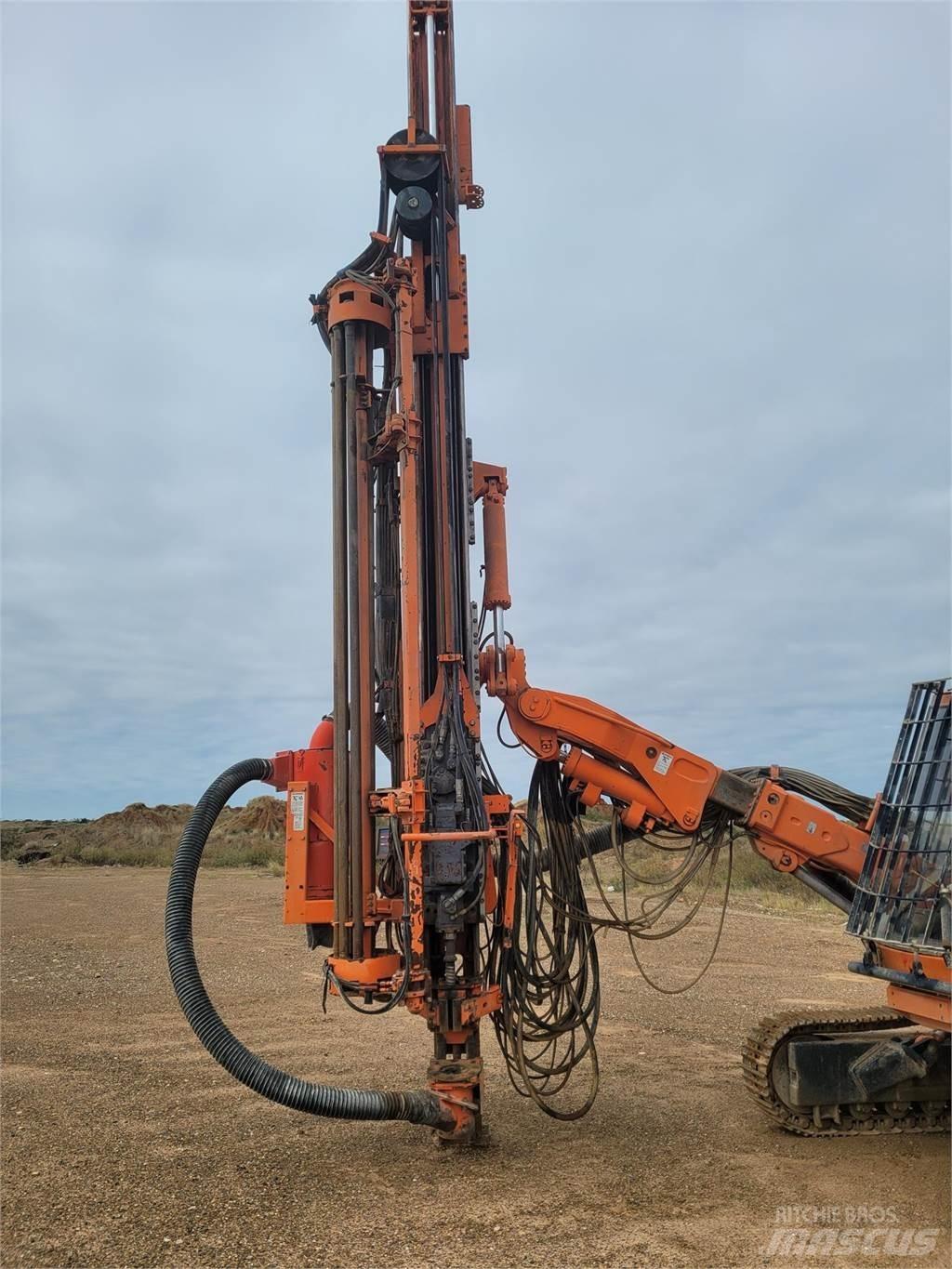 Sandvik DP1500 Žemės paviršiaus gręžimo technika