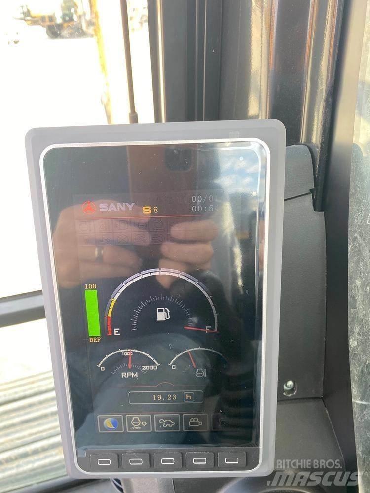 Sany SY500H Vikšriniai ekskavatoriai