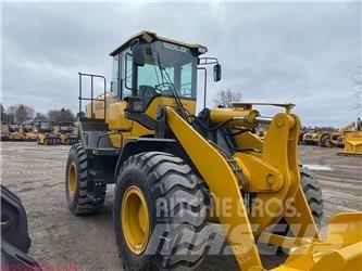 SDLG L948F Naudoti ratiniai krautuvai