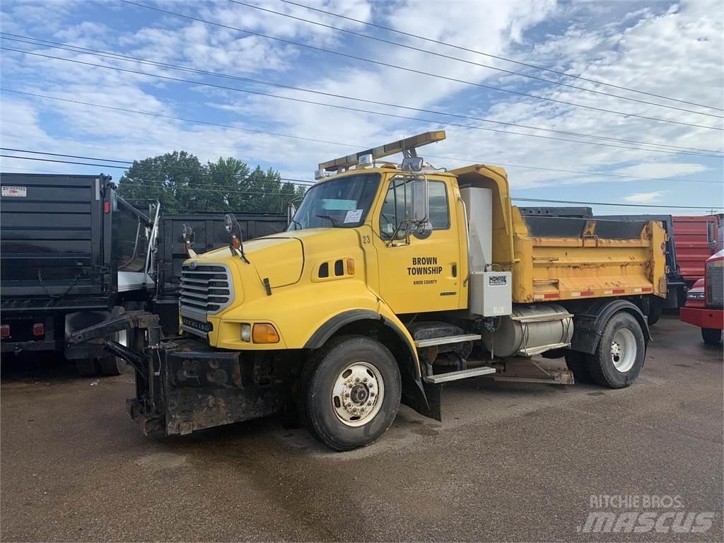 Sterling L8500 Savivarčių priekabų vilkikai