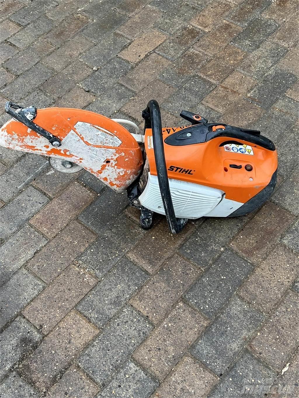 Stihl TS420 Akmens ir betono pjūklai