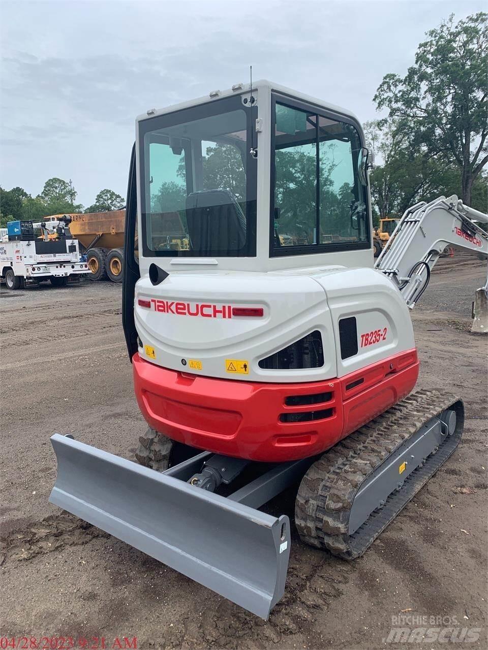 Takeuchi TB235-2 Mini ekskavatoriai < 7 t