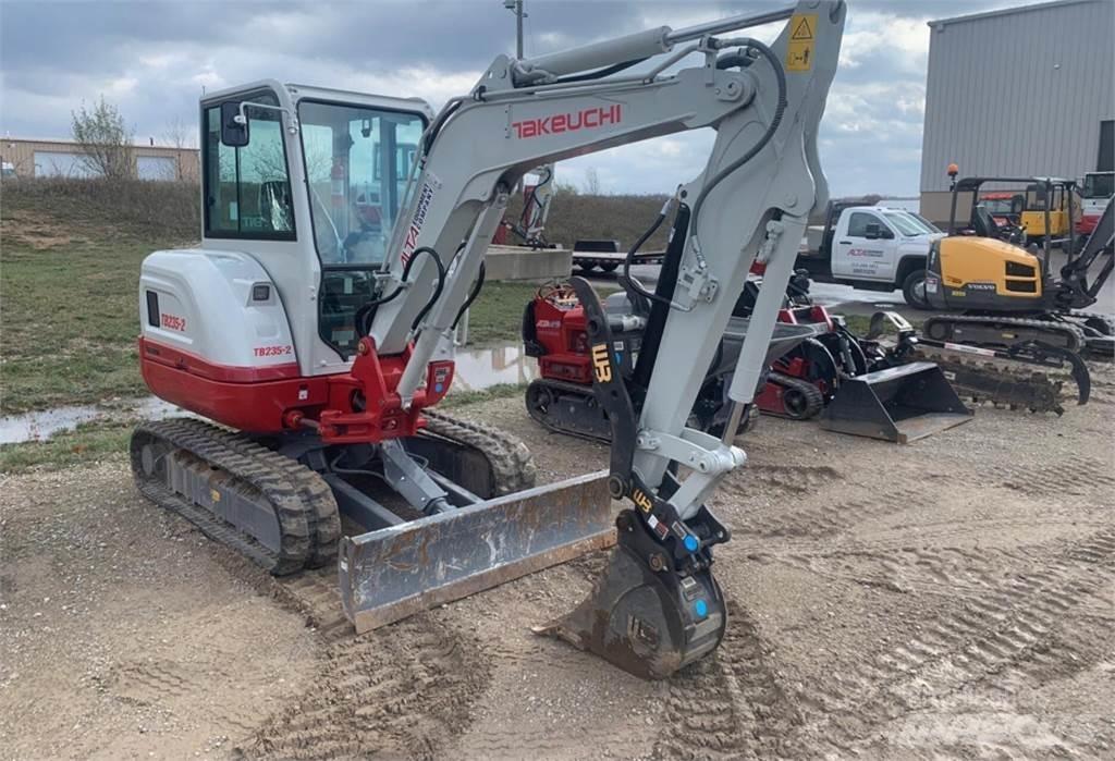 Takeuchi TB235-2 Mini ekskavatoriai < 7 t