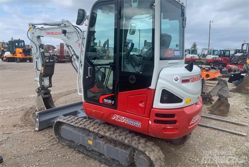 Takeuchi TB235-2 Mini ekskavatoriai < 7 t