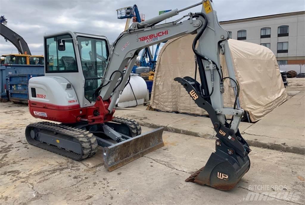 Takeuchi TB235-2 Mini ekskavatoriai < 7 t