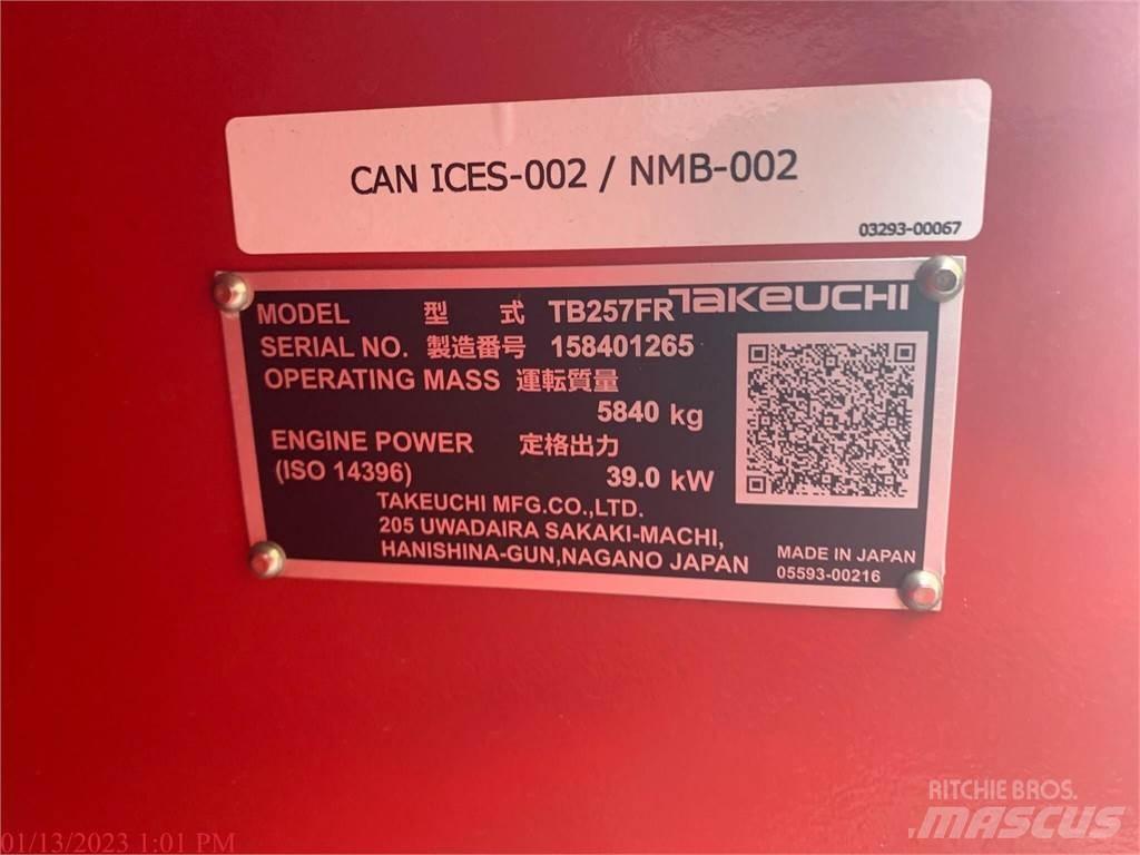 Takeuchi TB257FR Vikšriniai ekskavatoriai