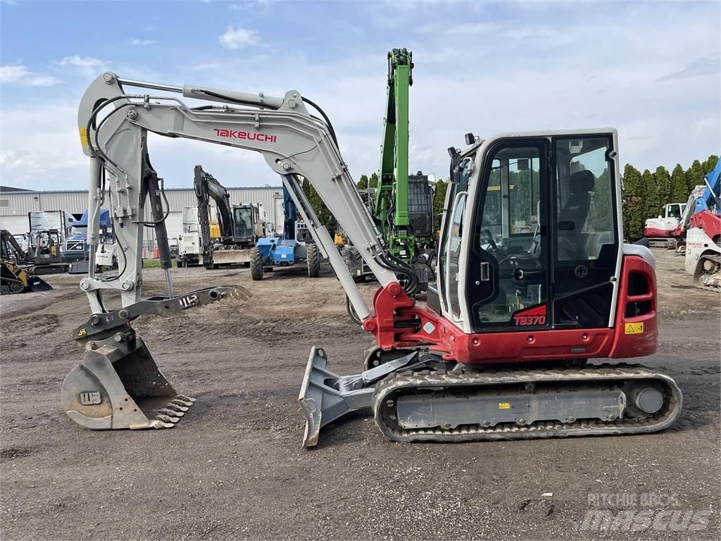 Takeuchi TB370 Vikšriniai ekskavatoriai