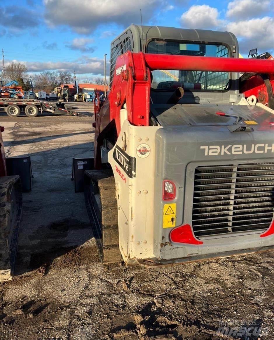 Takeuchi TL10V2 Krautuvai su šoniniu pasukimu