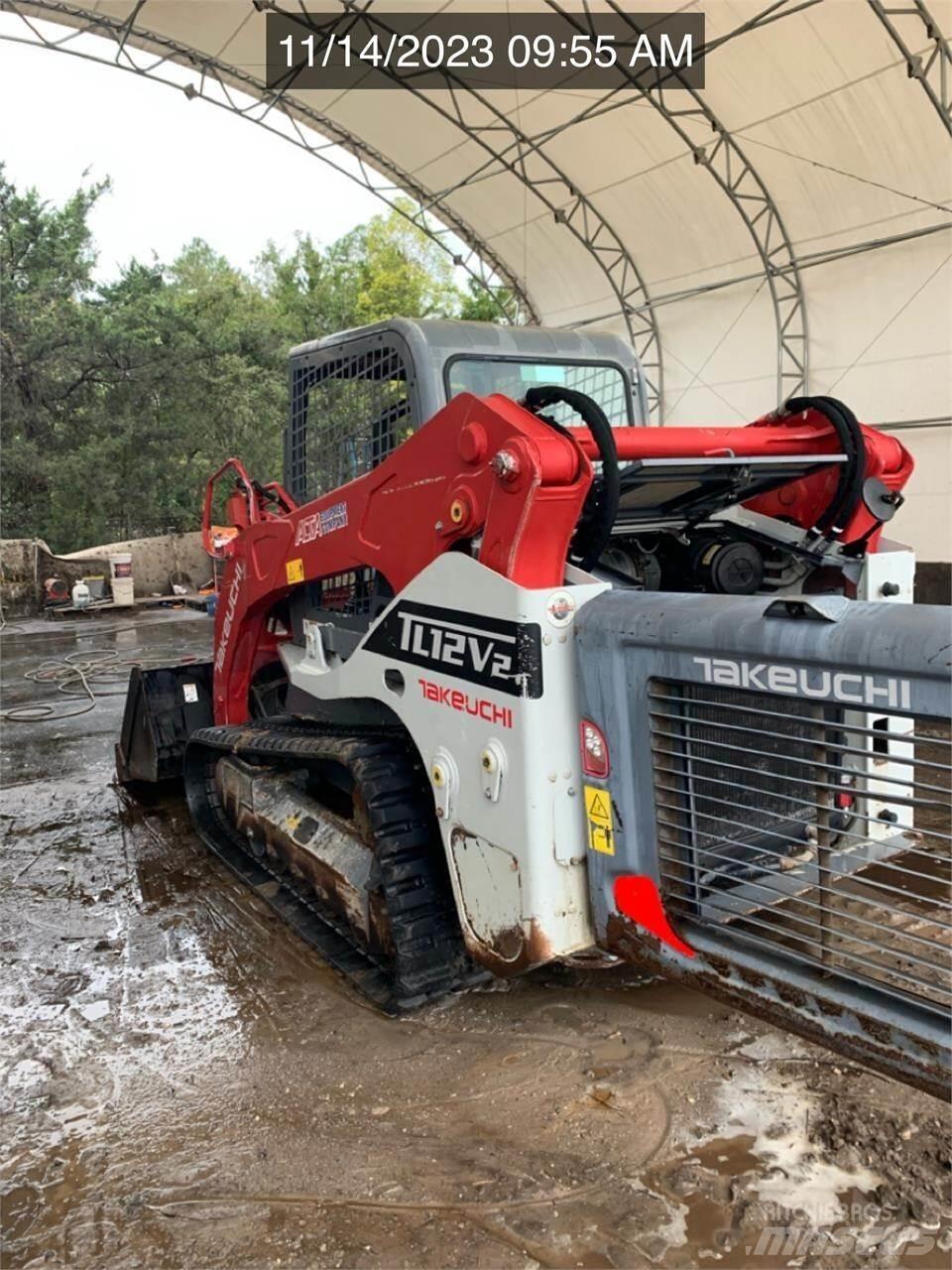Takeuchi TL12V2 Krautuvai su šoniniu pasukimu